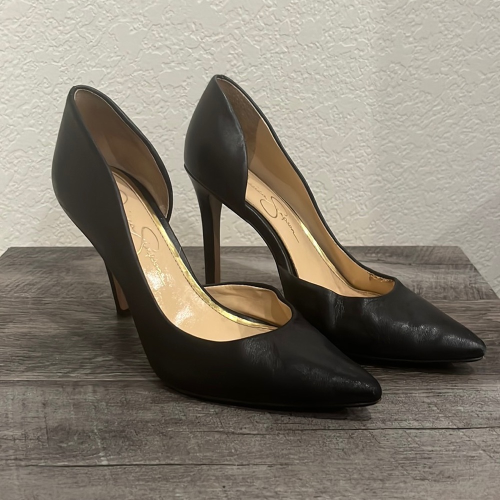 Jessica Simpson heels 6.5 pumps